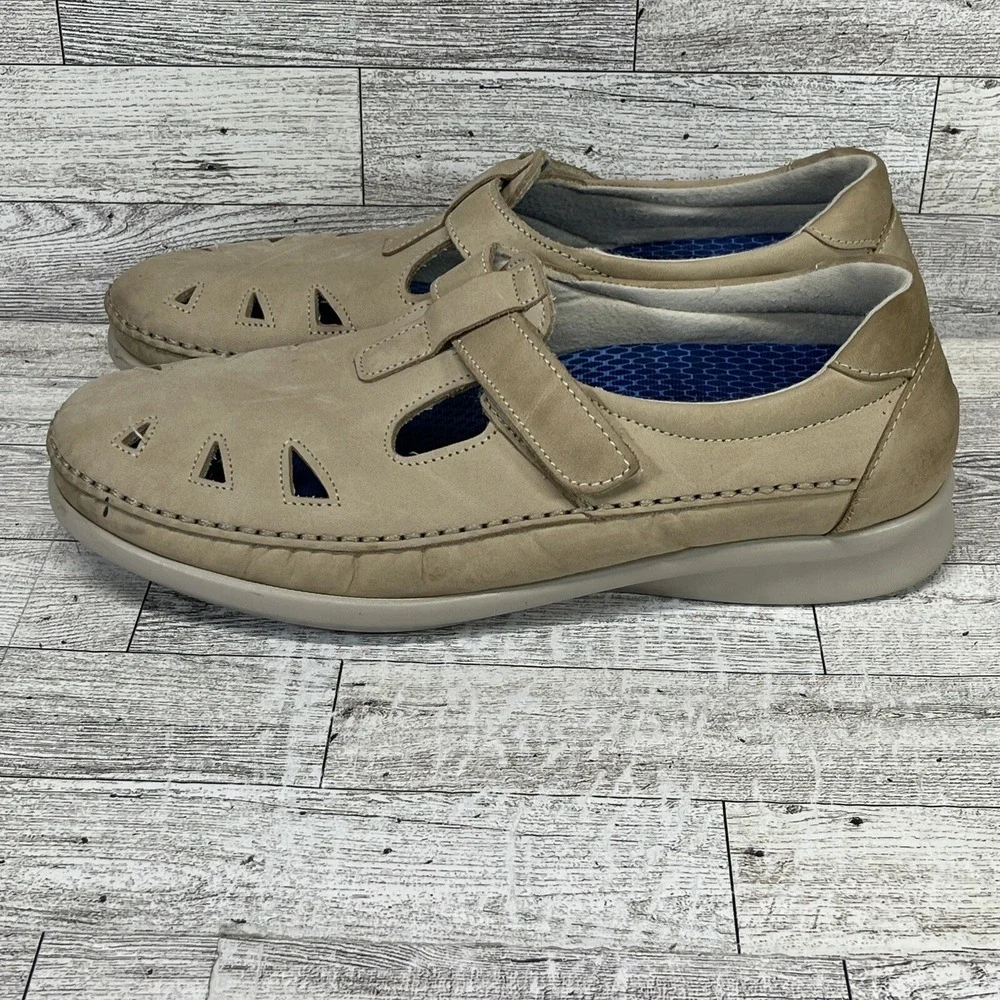 SAS Roamer Slip On Loafer Tripad Comfort Beige Shoes Women Size 10M‎